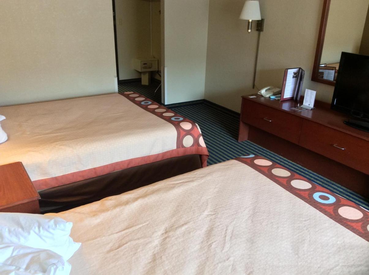 Super 8 By Wyndham Marshalltown Quarto foto